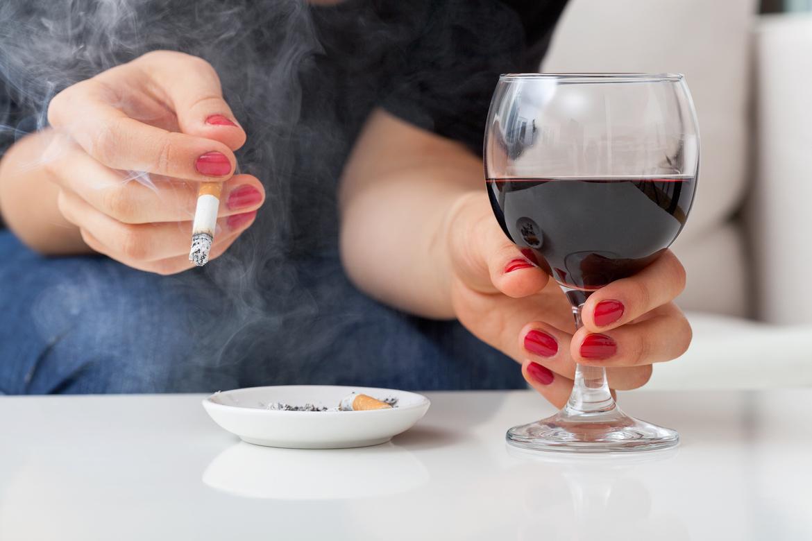 How Smoking and Drinking Affect the Body